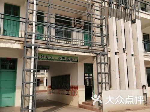 最新爆料曹县汇文小学,揭开校园安全与教育监管的隐忧  第1张